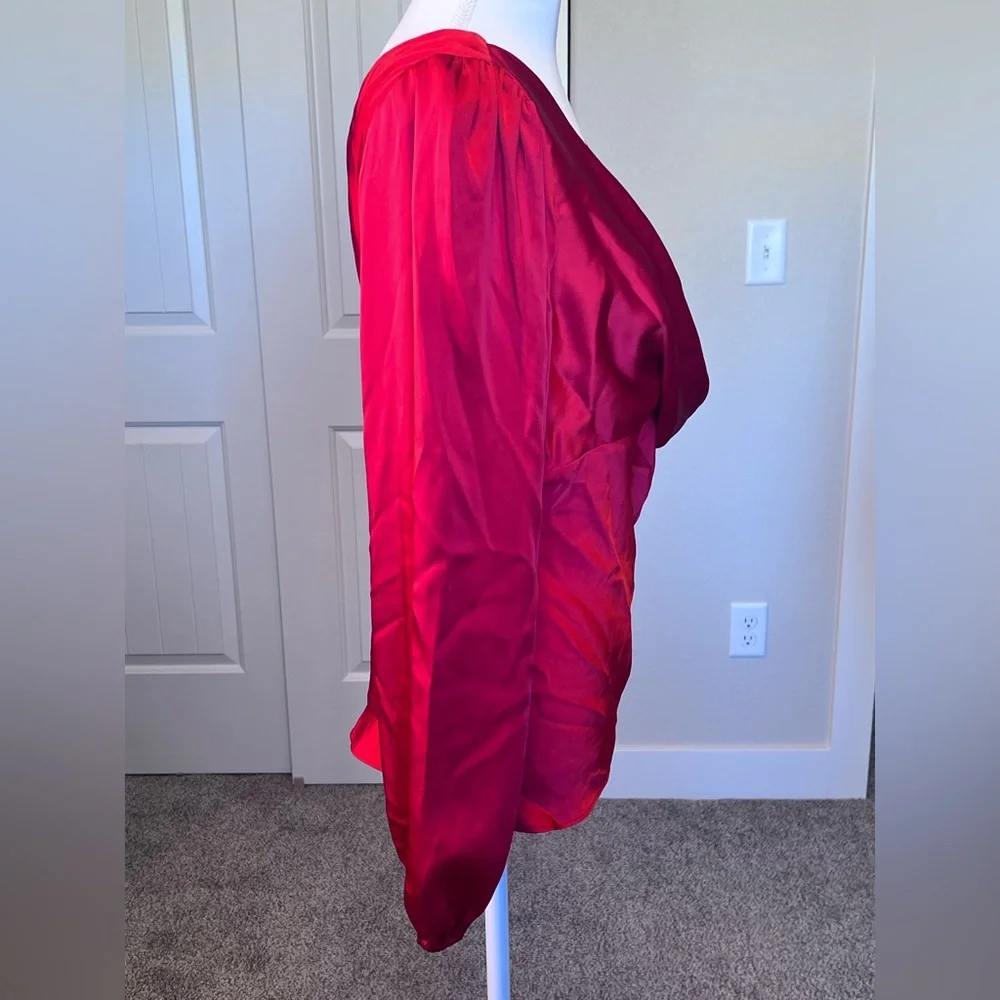 NWT Astr Jenah One-Shoulder Satin Top Adjustable Straps Sz Large - Picture 5 of 13